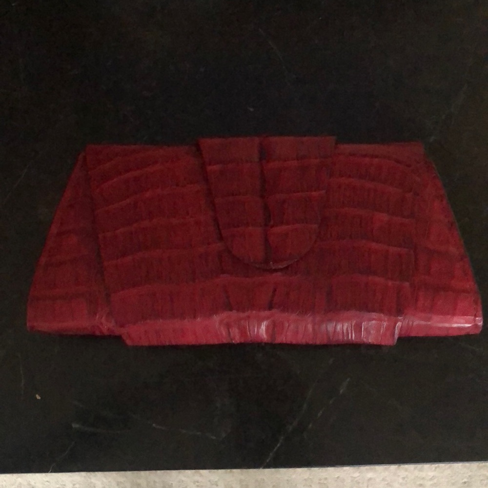 Genuine Crocodile skin clutch very exotic. As seen in “Emily in Paris”